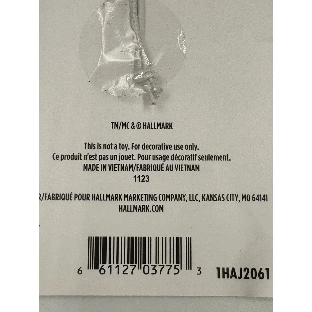 Hallmark 2024 Graduation Ornament Multicolor Glitter Cap Metal 1HAJ2061 NWT